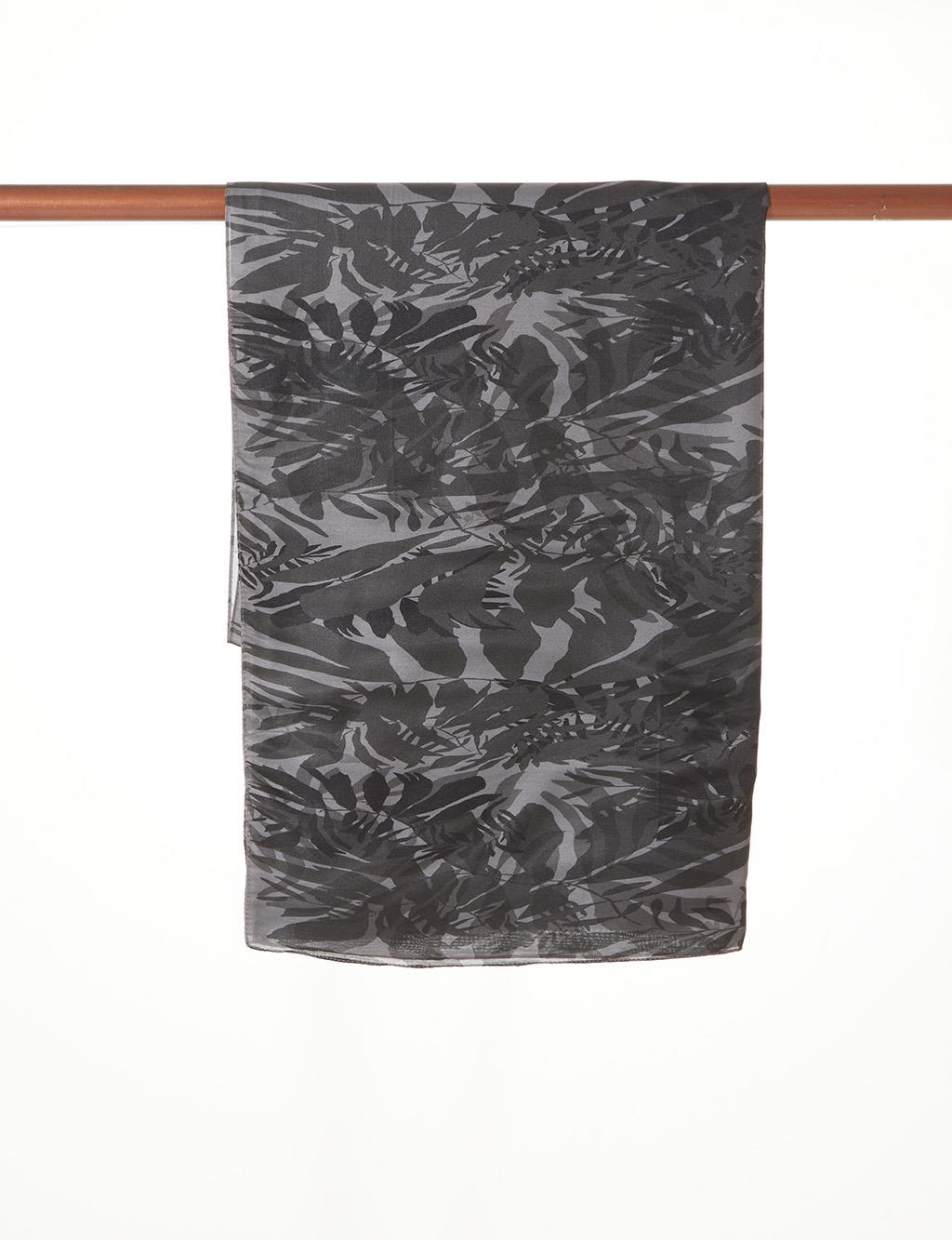 Floral Pattern Shawl Black