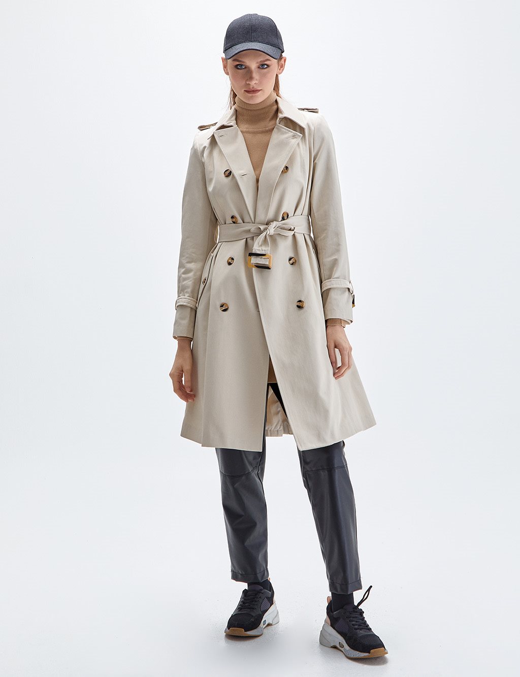 Double Beasted Trench Coat Cream