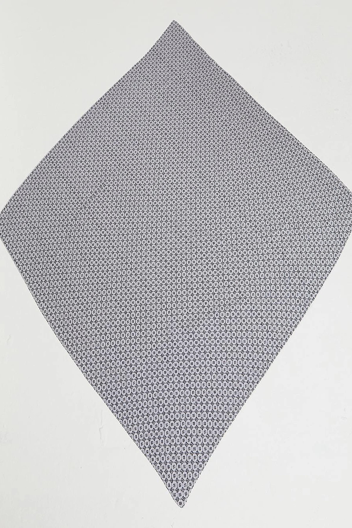 Altıgen Monogram Piliseli Eşarp Gri