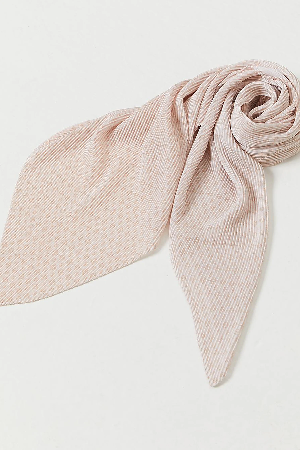 Hexagonal Monogram Pleated Scarf Cream