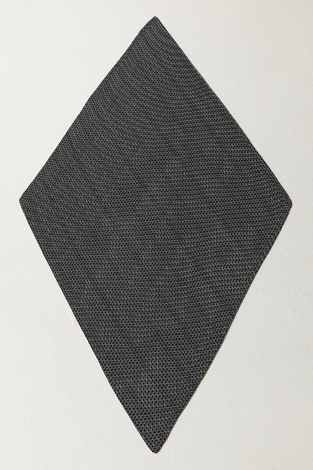 Zincir Monogram Piliseli Eşarp Siyah