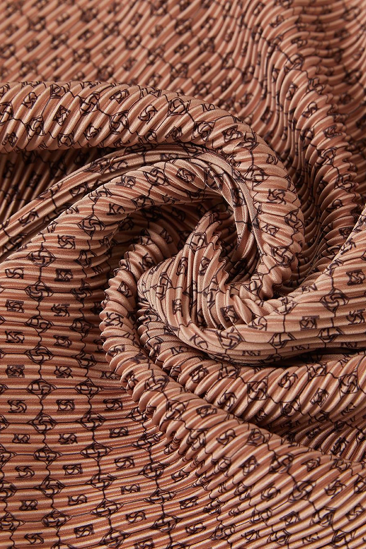 Hexagonal Monogram Pleated Scarf Soil