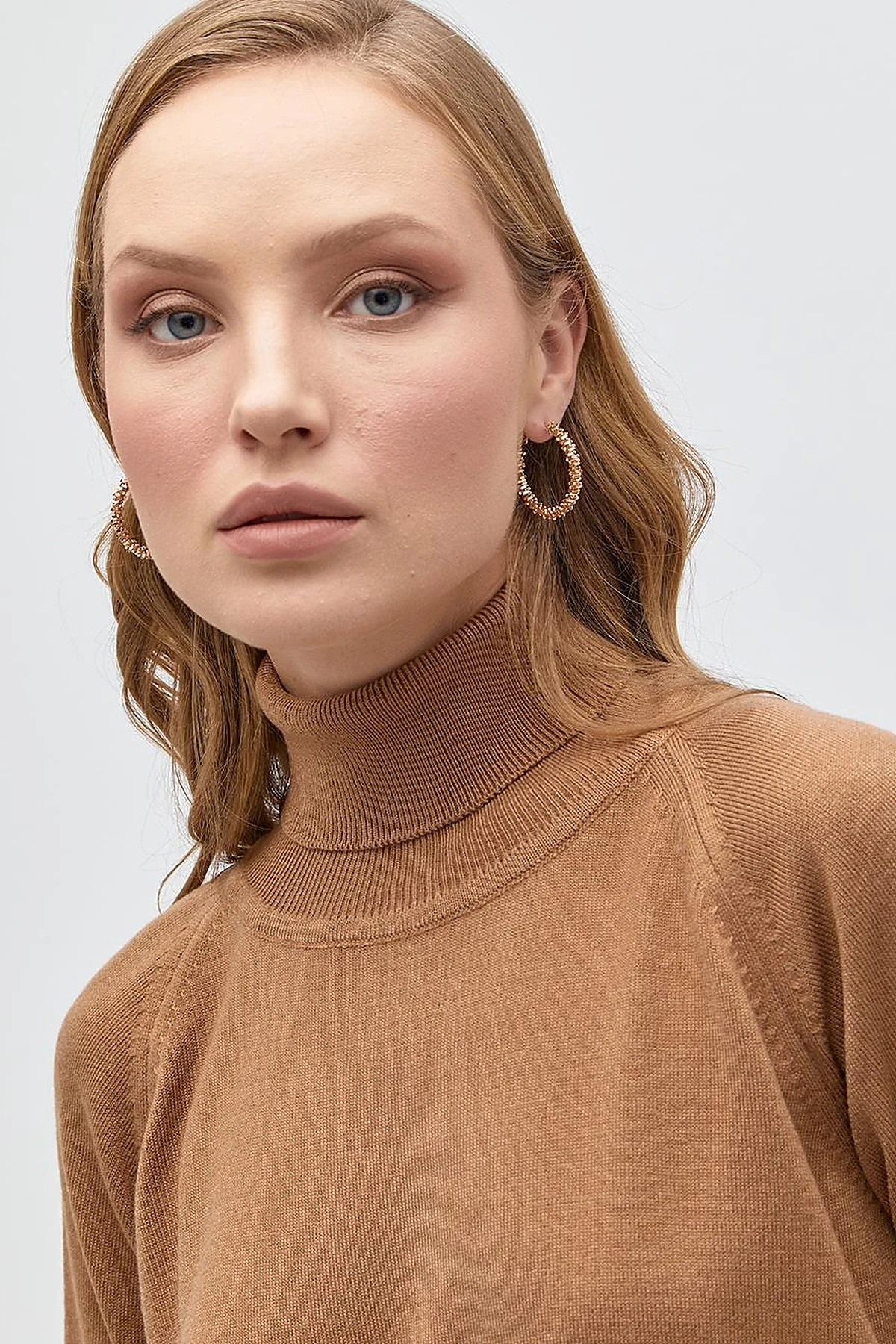 Turtleneck Knitwear Sweater Beige