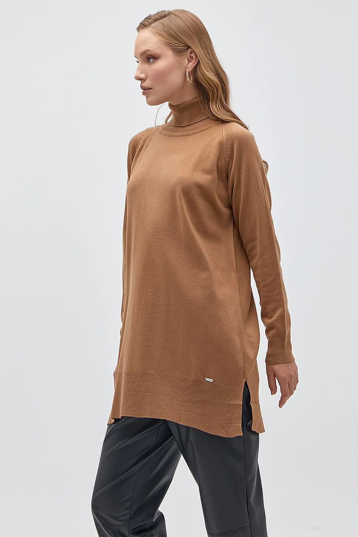 Turtleneck Knitwear Sweater Beige