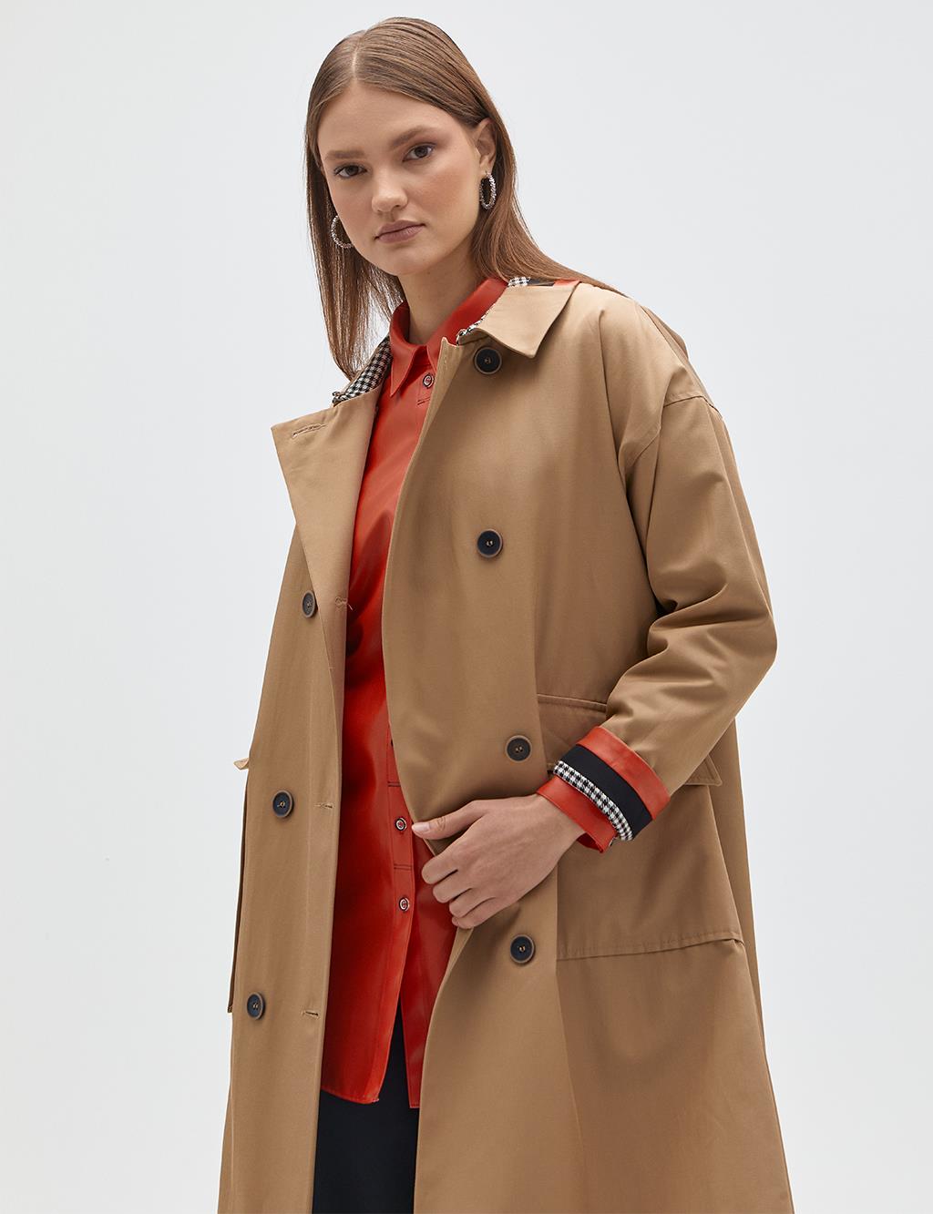 Double Pocketed Double Breasted Trench Coat Beige