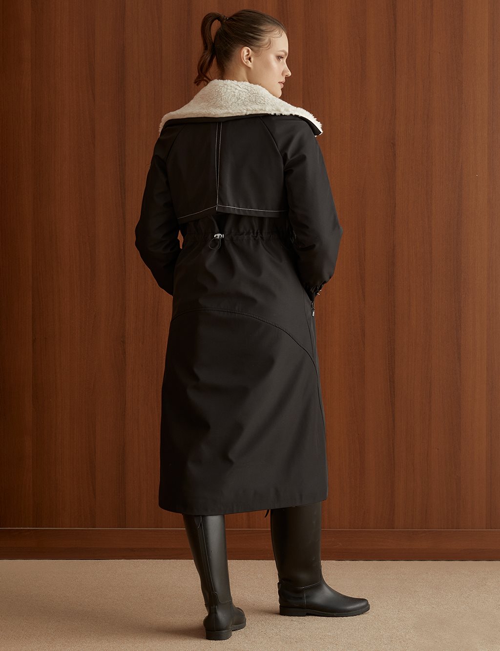 Sheepskin Wide Collar Coat Black