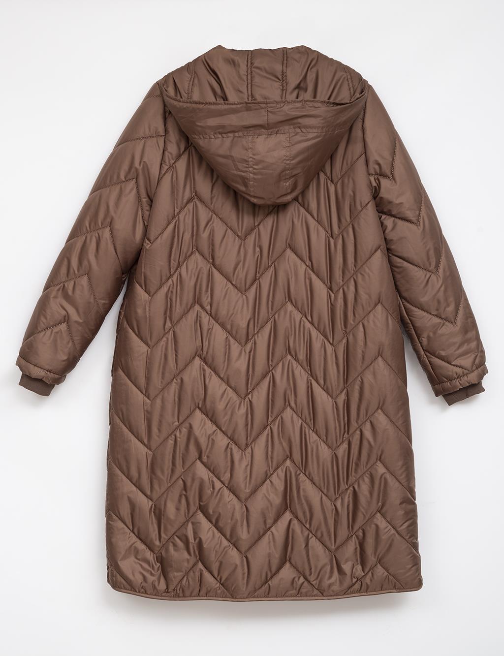 Zigzag Quilted Hooded Short Inflatable Coat Brown