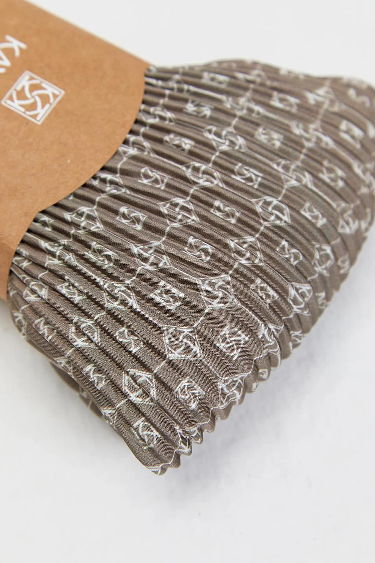 Hexagonal Monogram Pleated Scarf Khaki
