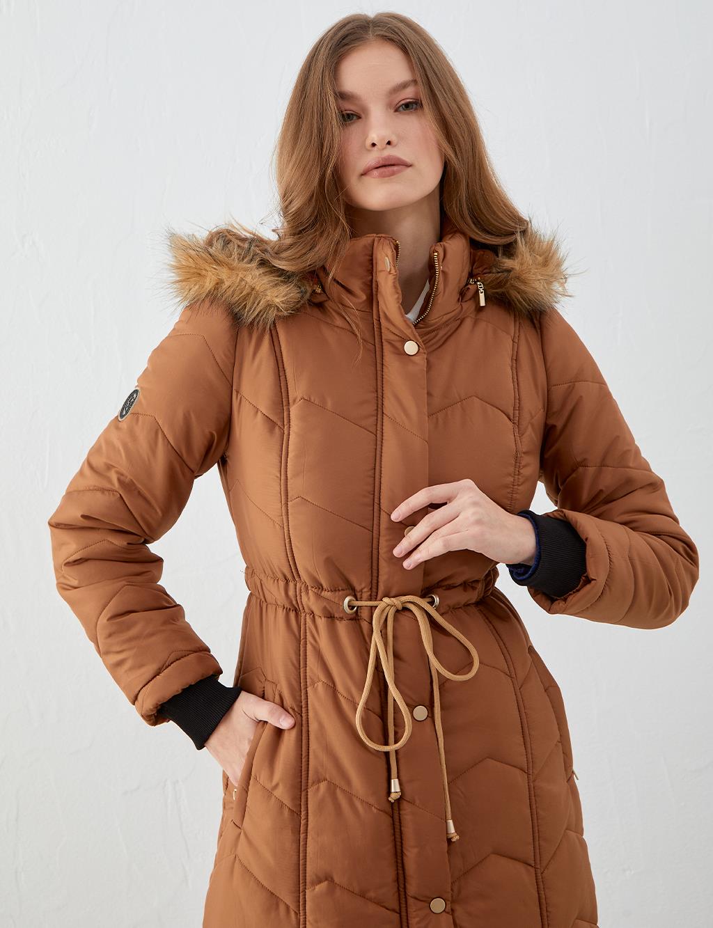 Waist Pleated Zigzag Quilted Inflatable Coat Camel