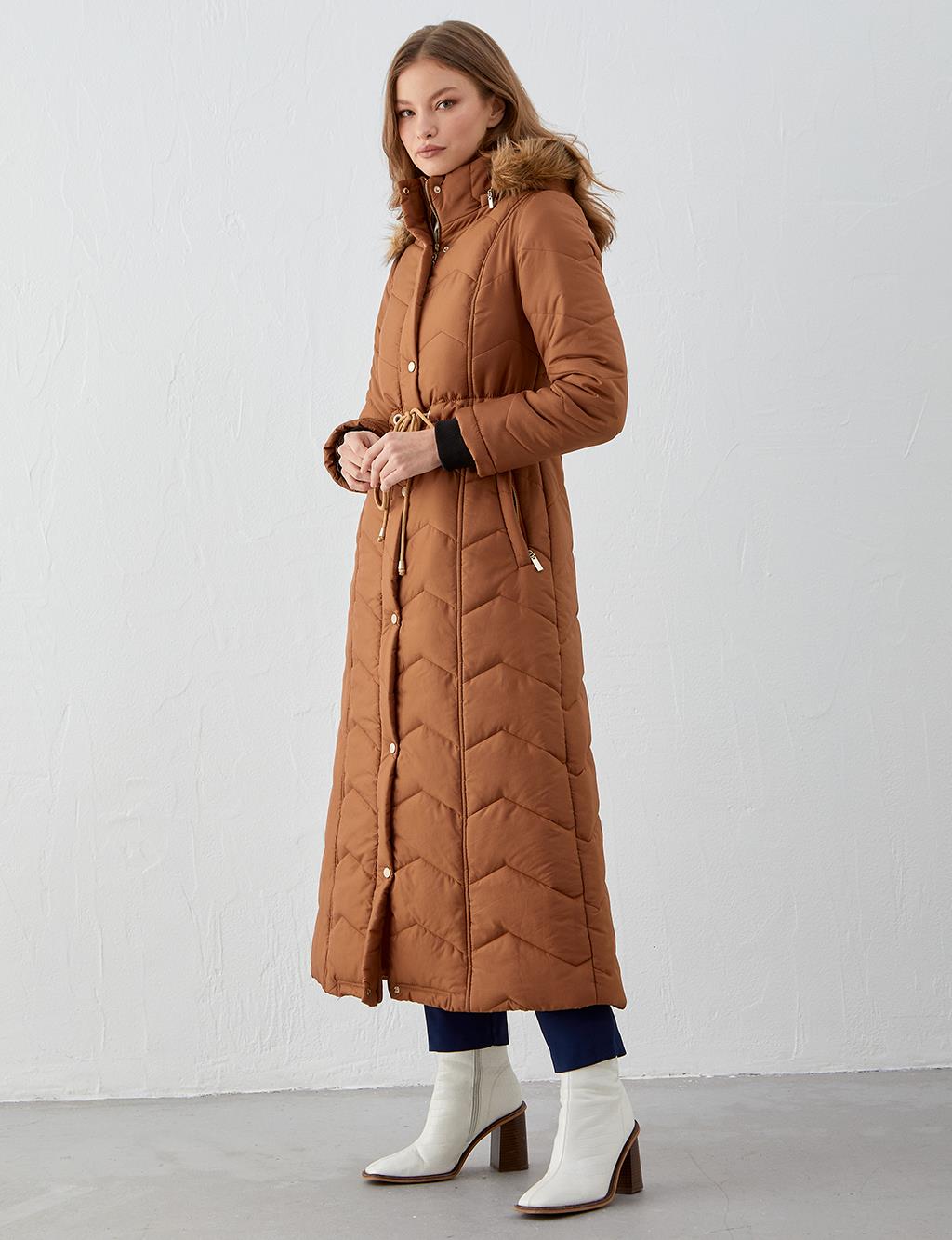 Waist Pleated Zigzag Quilted Inflatable Coat Camel