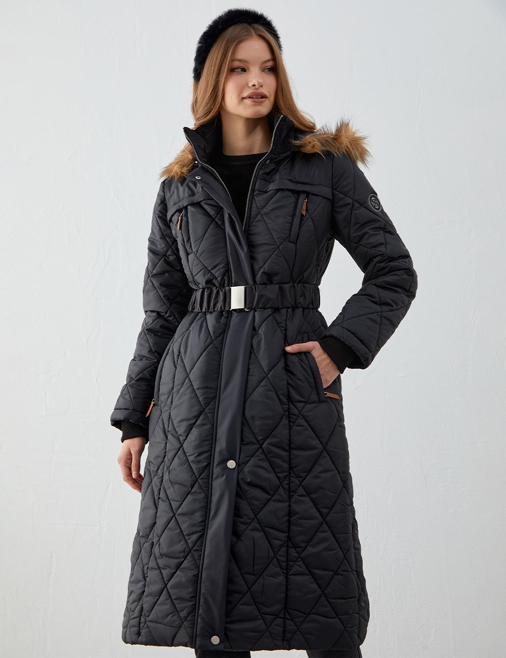 Diamond Patterned Quilted Inflatable Coat Black