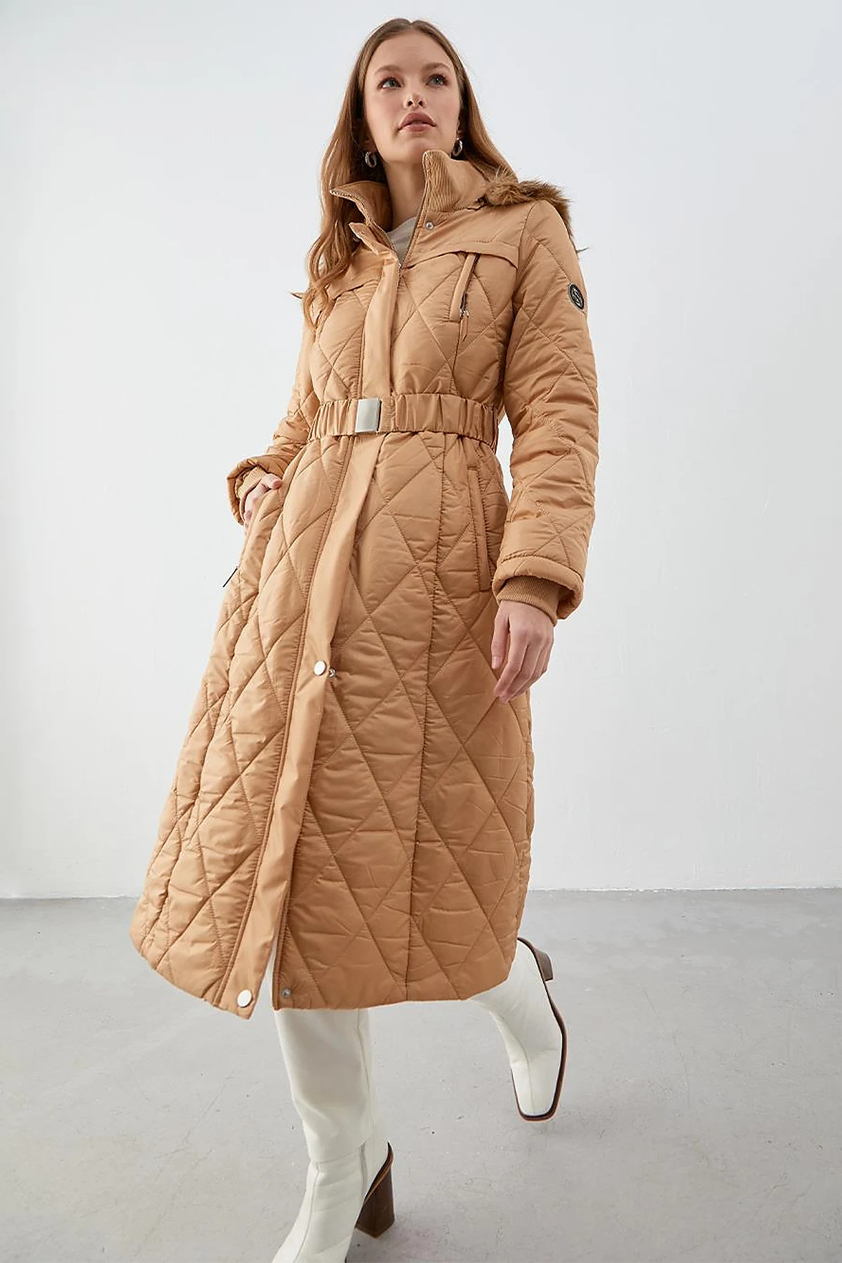 Diamond Quilted Puffer Coat Beige
