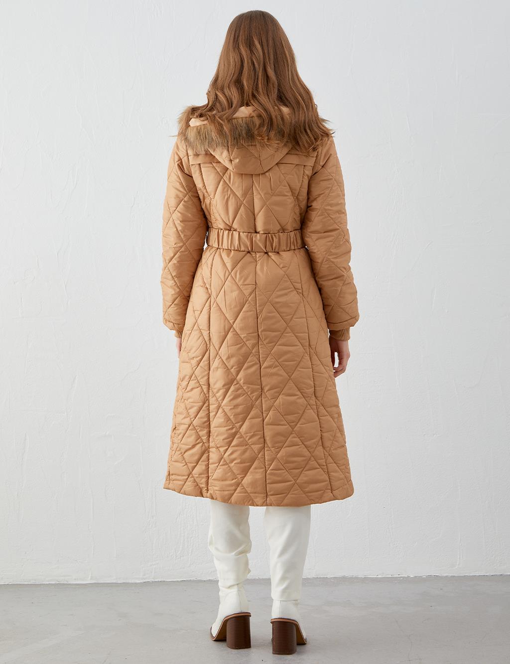 Diamond Patterned Quilted Inflatable Coat Beige