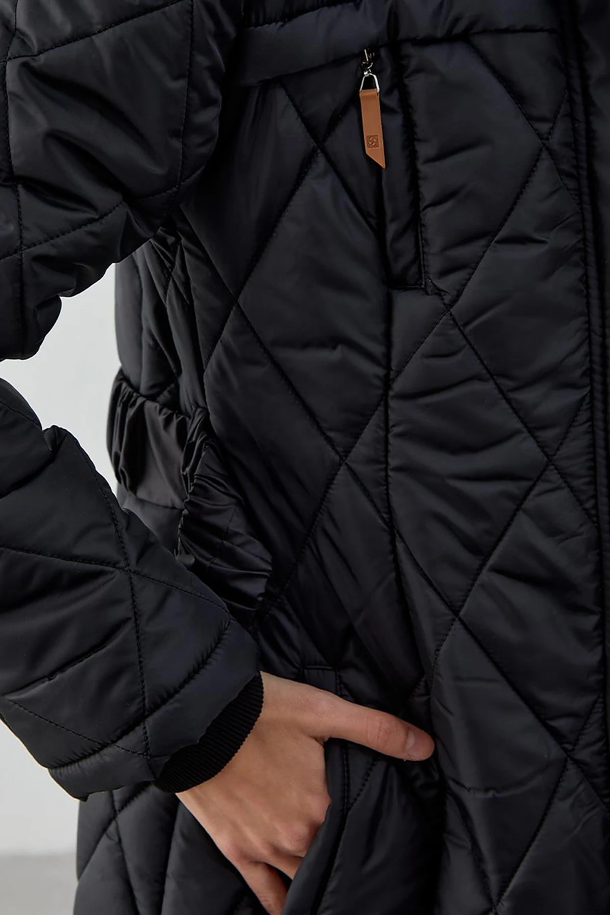 Diamond Quilted Puffer Coat Black