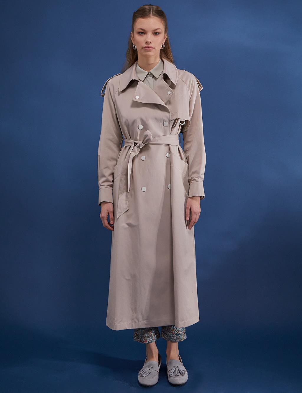 Windbreaker and Sash Detailed Long Trench Coat Clay