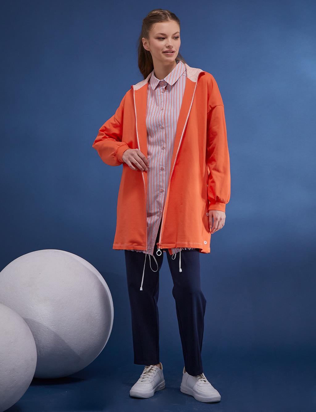Punto Stitched Stand Up Sweatshirt Coral
