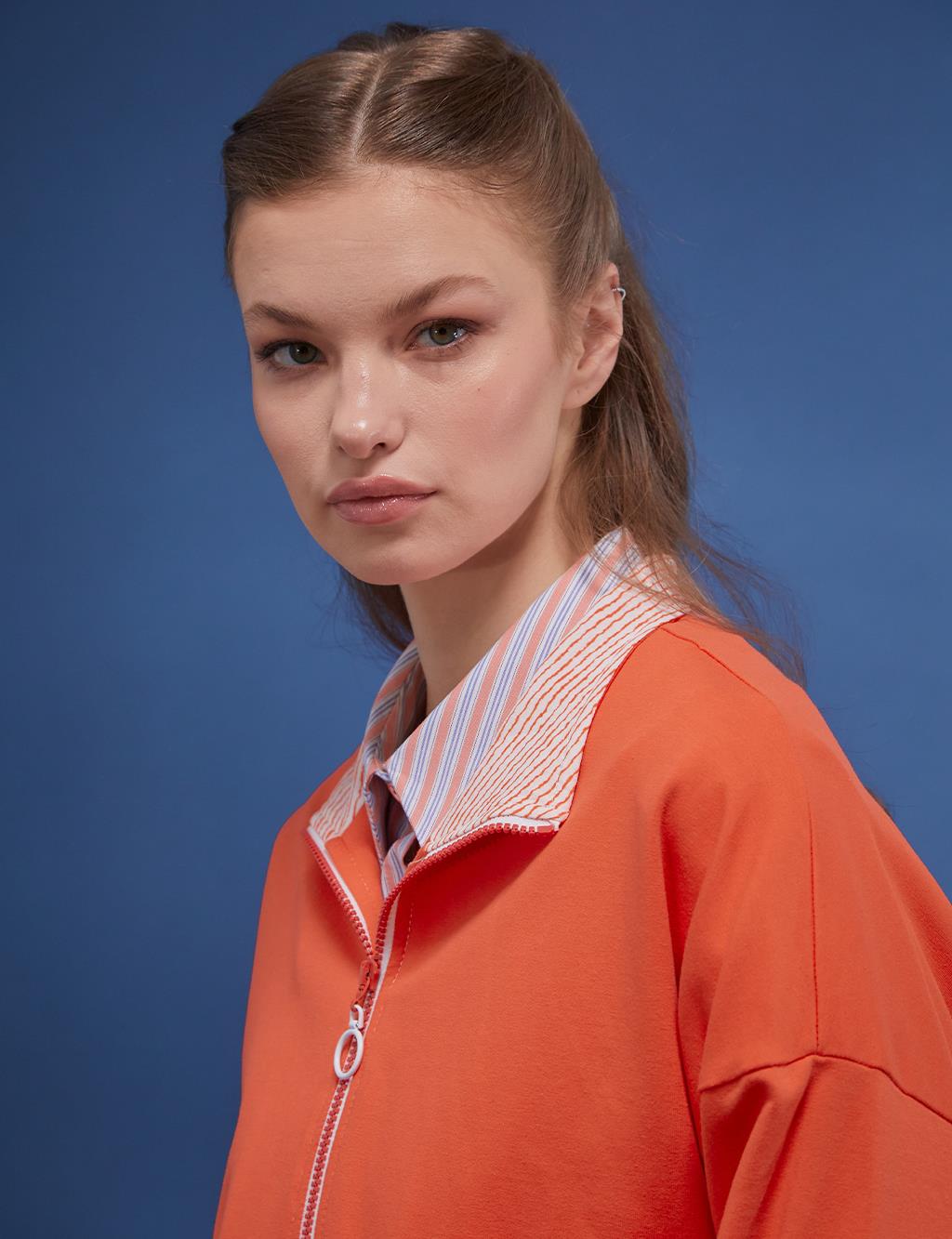 Punto Stitched Stand Up Sweatshirt Coral