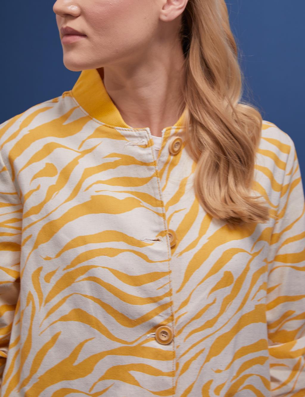 Zebra Patterned College Collar Tunic Ecru-Mustard