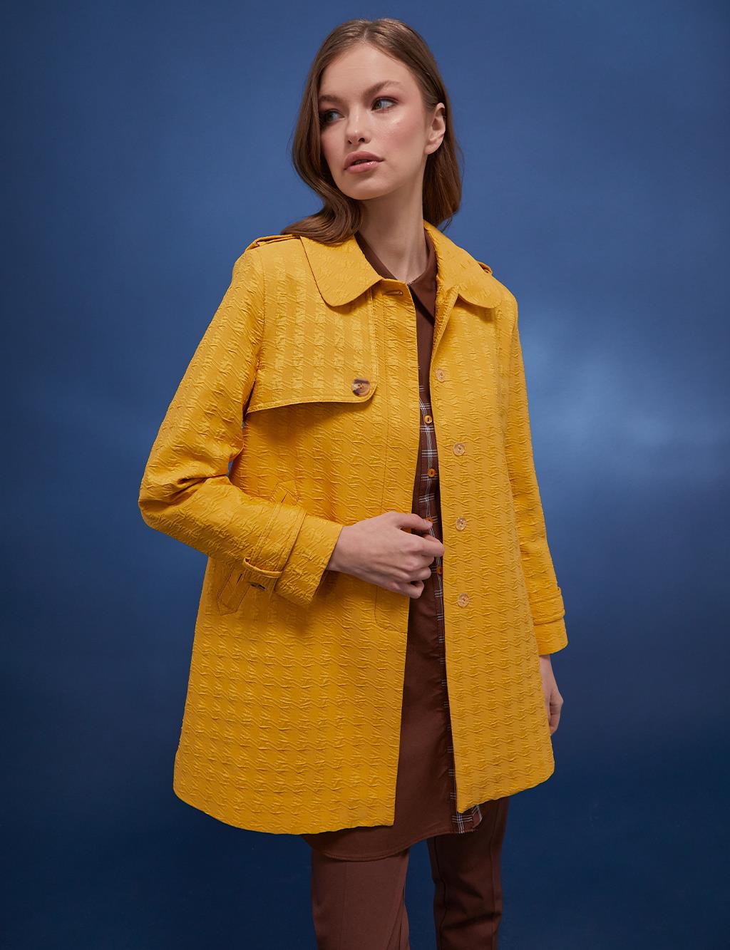 Houndstooth Patterned Short Trench Coat Mustard
