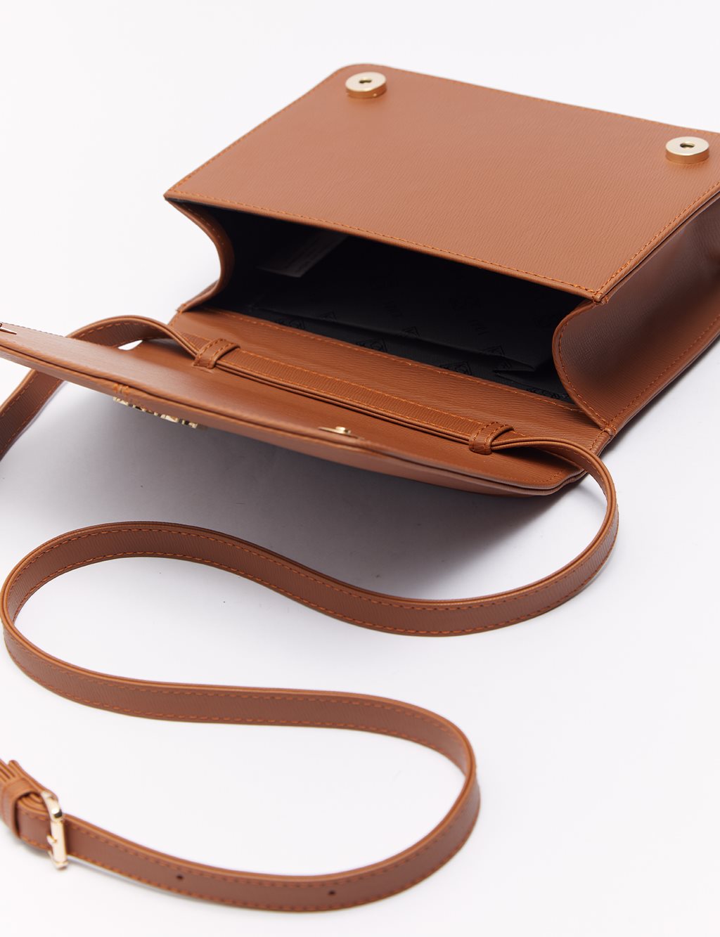 Dikiş Detaylı Kapaklı Çanta Camel