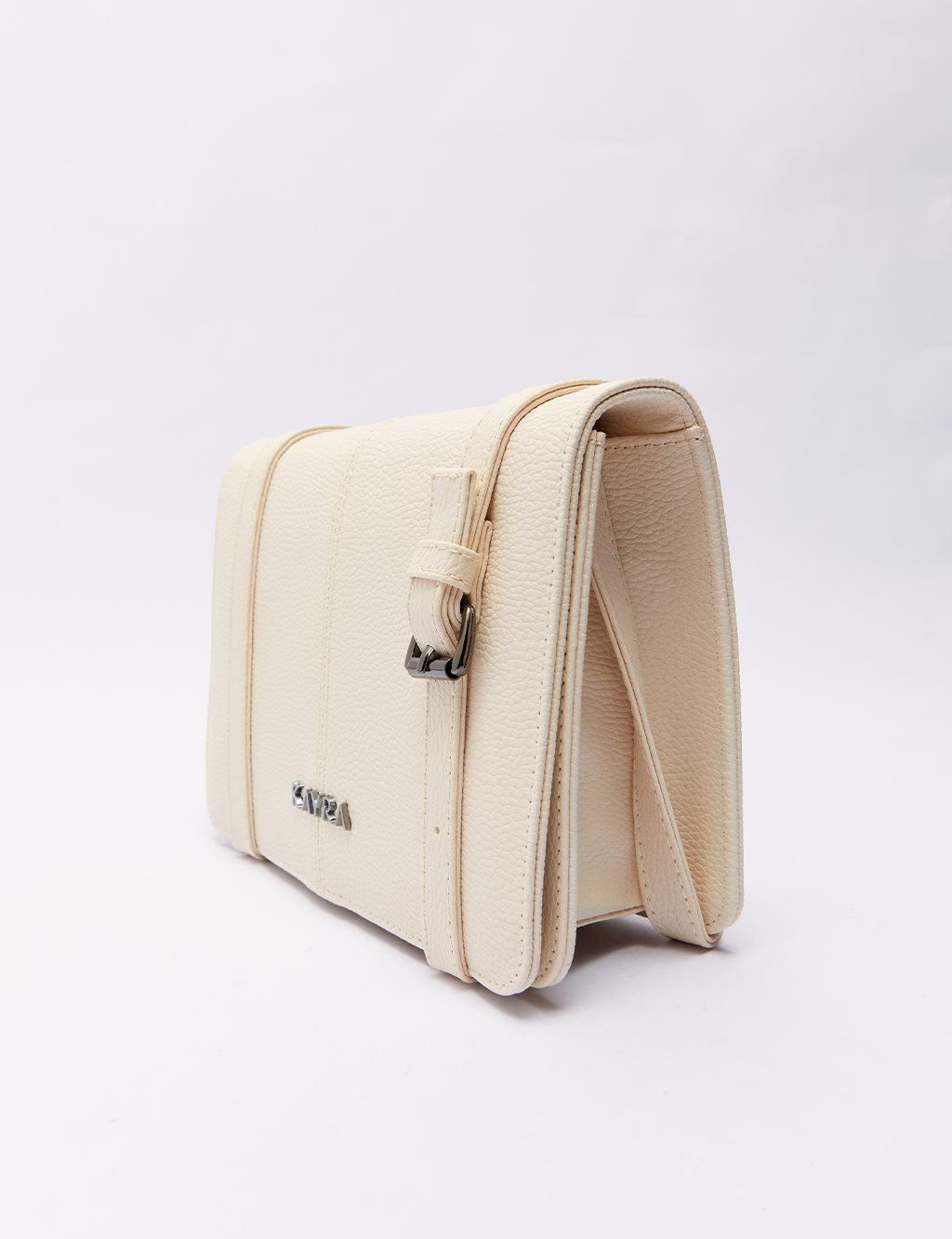 Dikiş Detaylı Kapaklı Çanta Krem