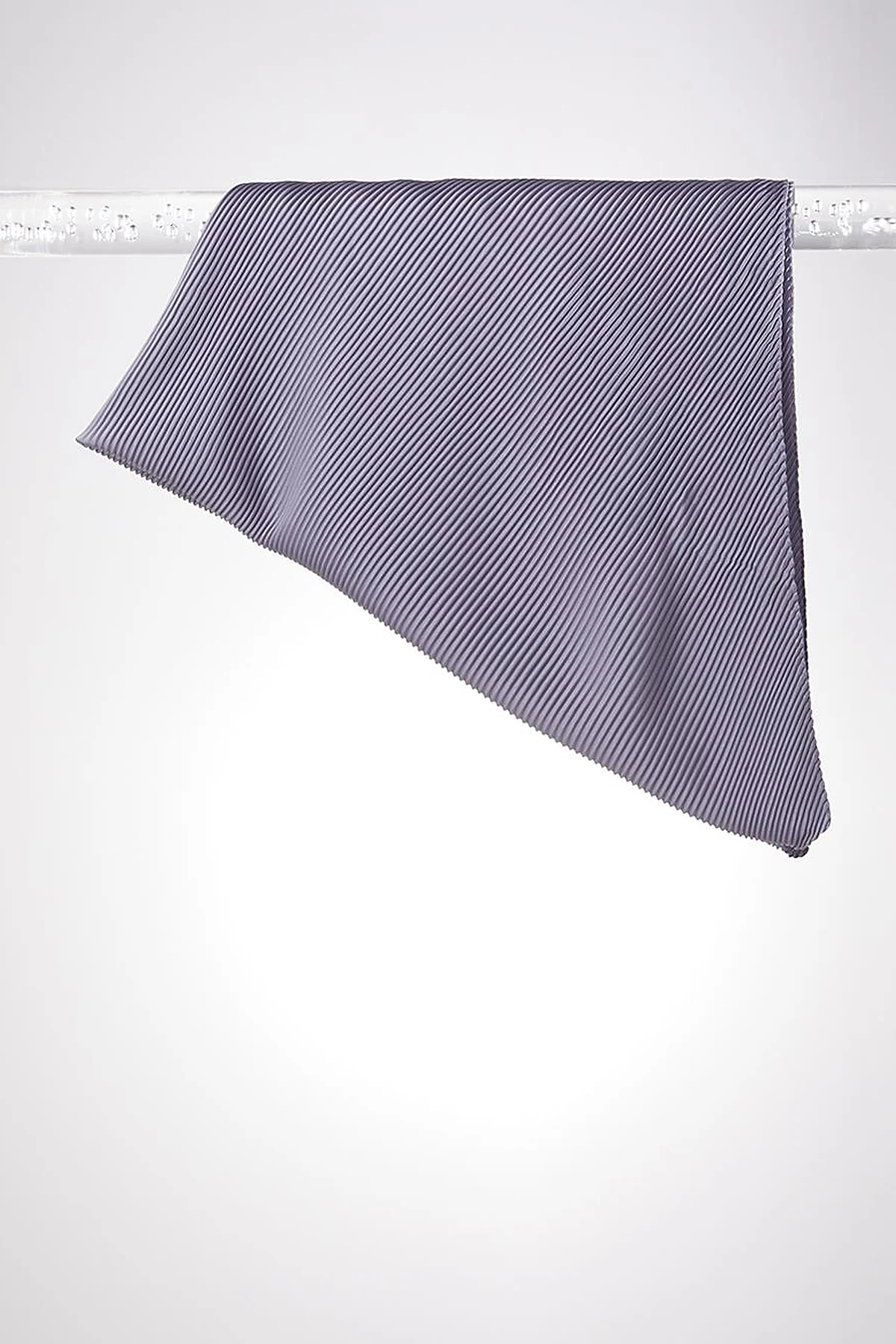 Pleated Scarf Grey