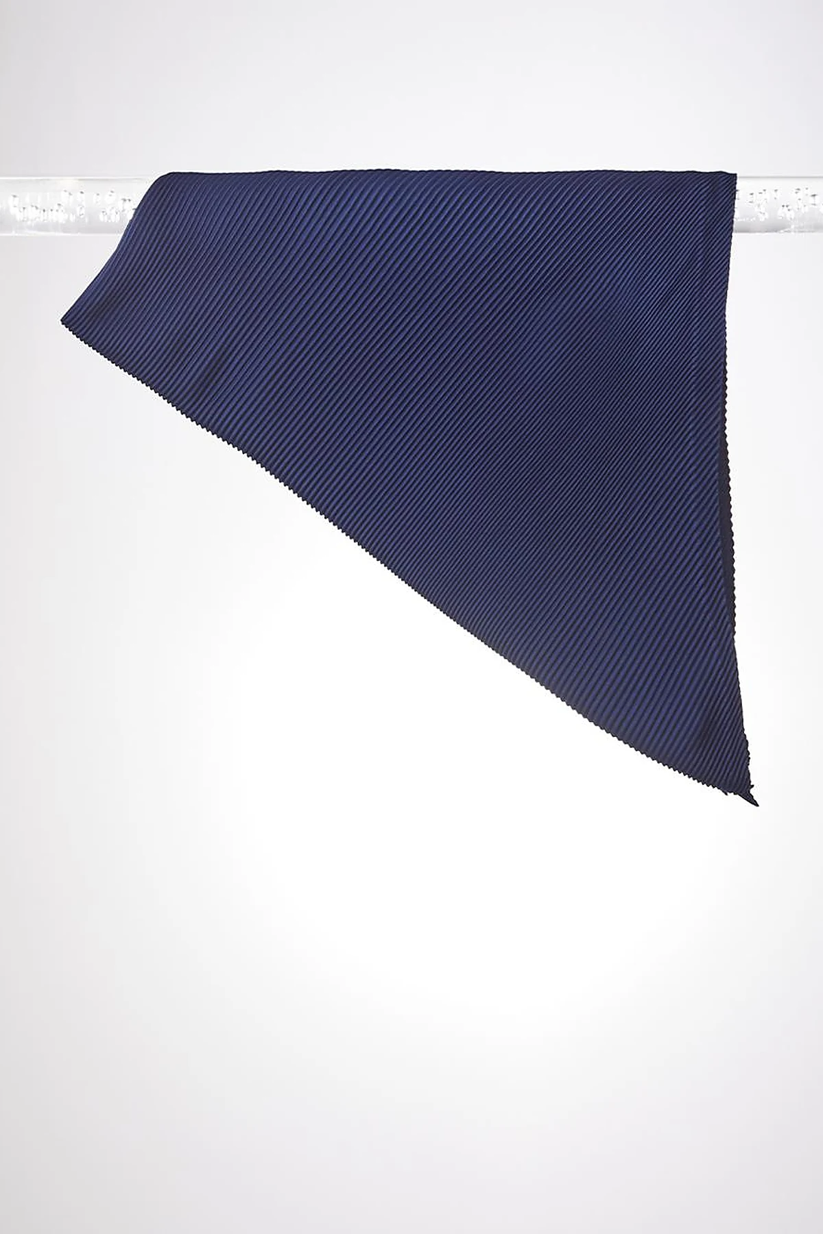 Pleated Scarf Navy