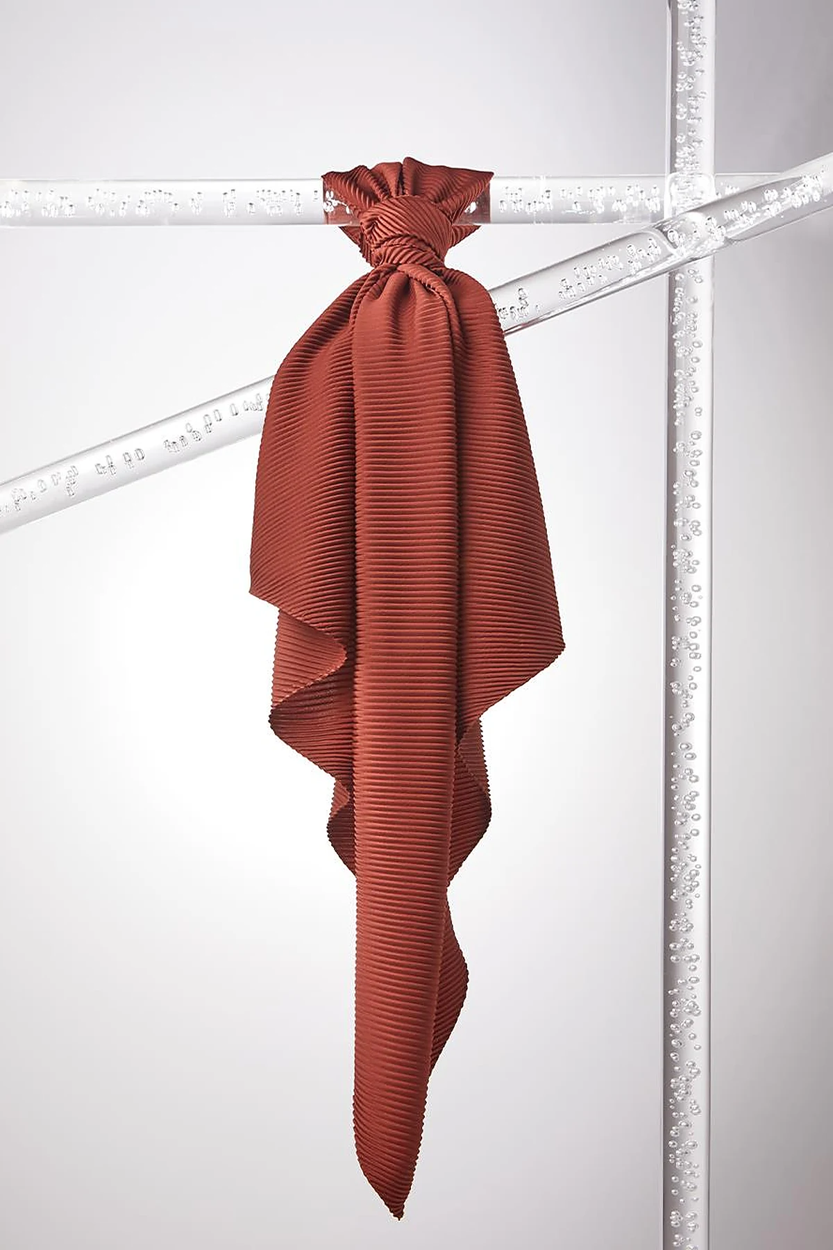 Pleated Scarf Red Brown