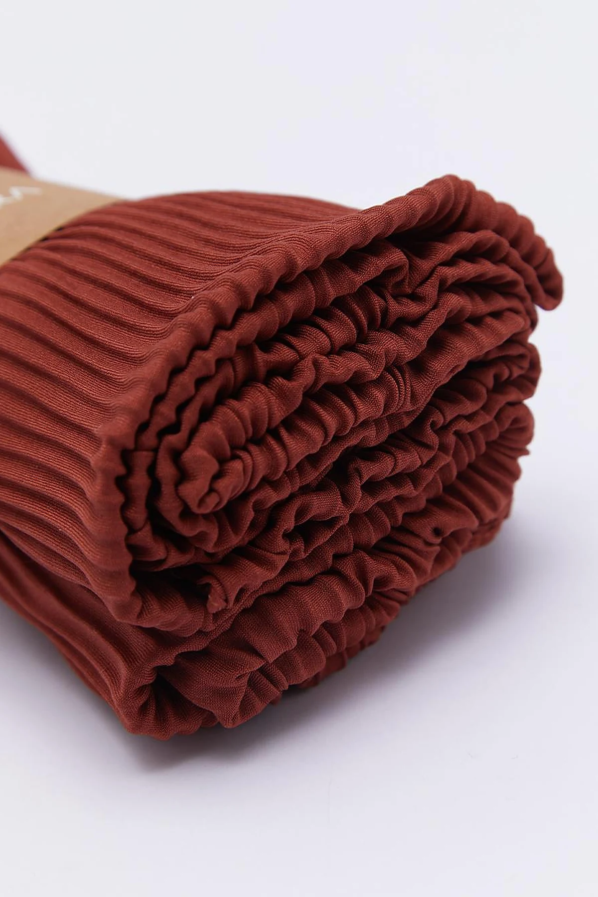 Pleated Scarf Red Brown