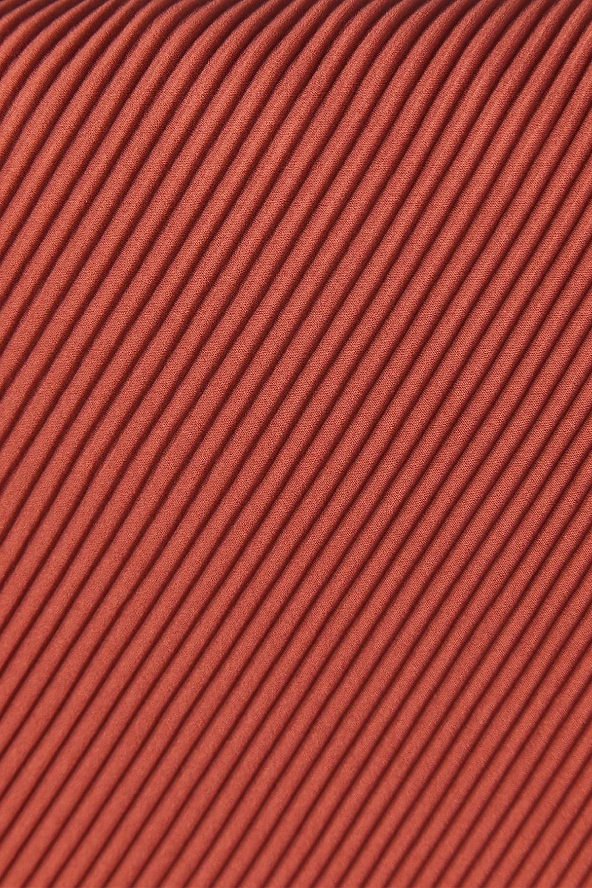 Pleated Scarf Red Brown