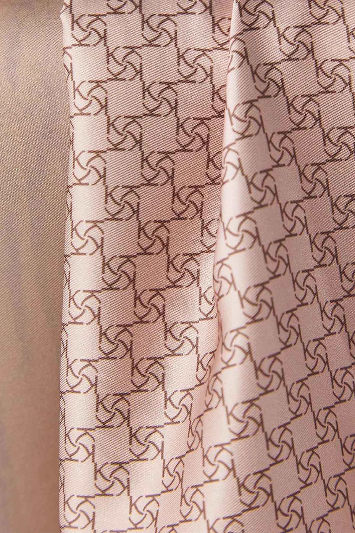 Çerçevesi Soyut Desenli Monogram Eşarp Somon