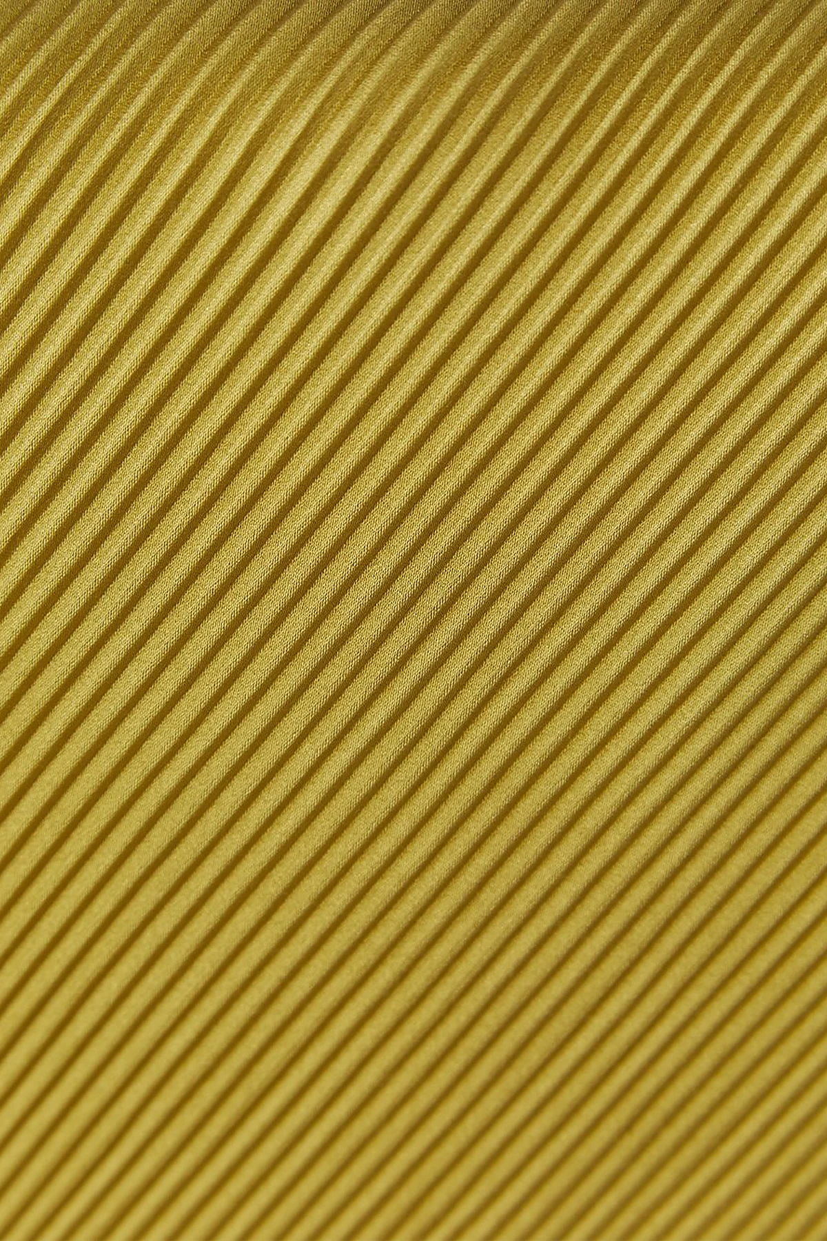Pleated Scarf Oil Green