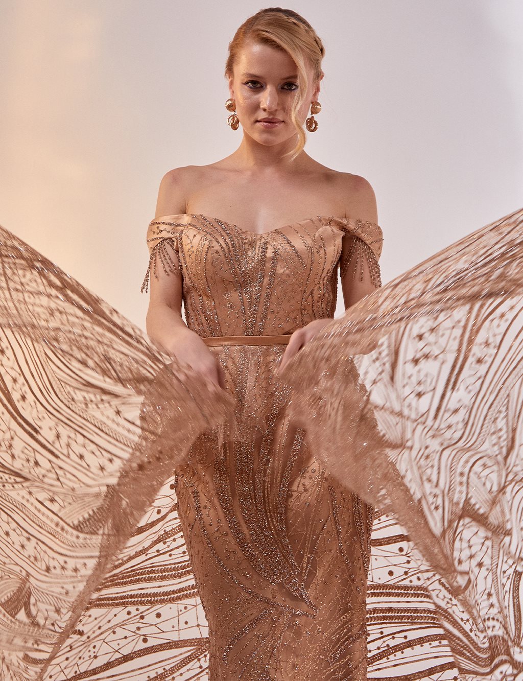 Fish Form Evening Dress Powder