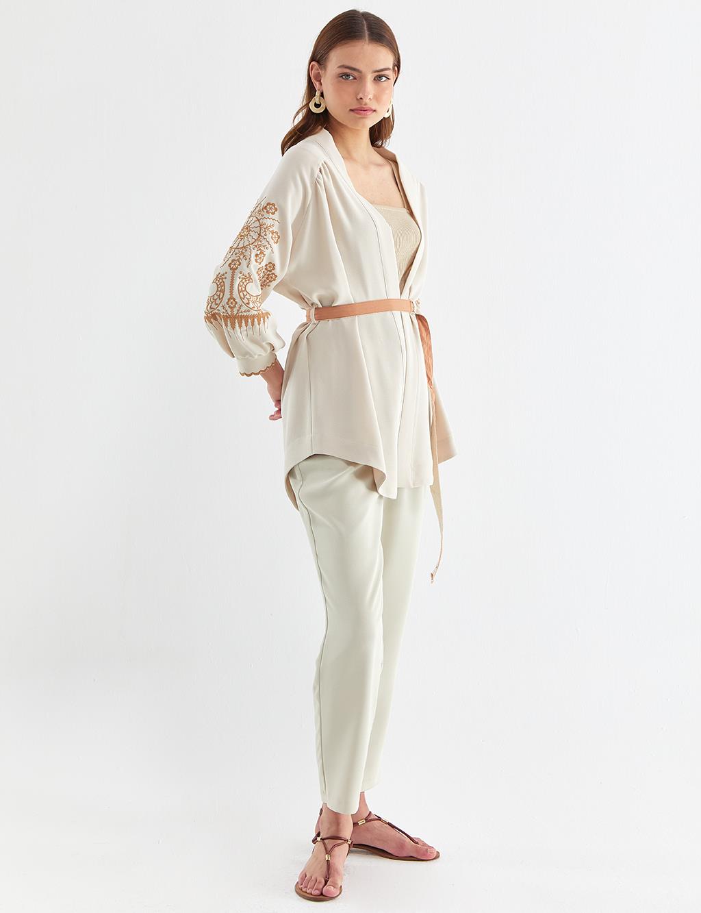 Kolları Nakışlı Kimono Krem