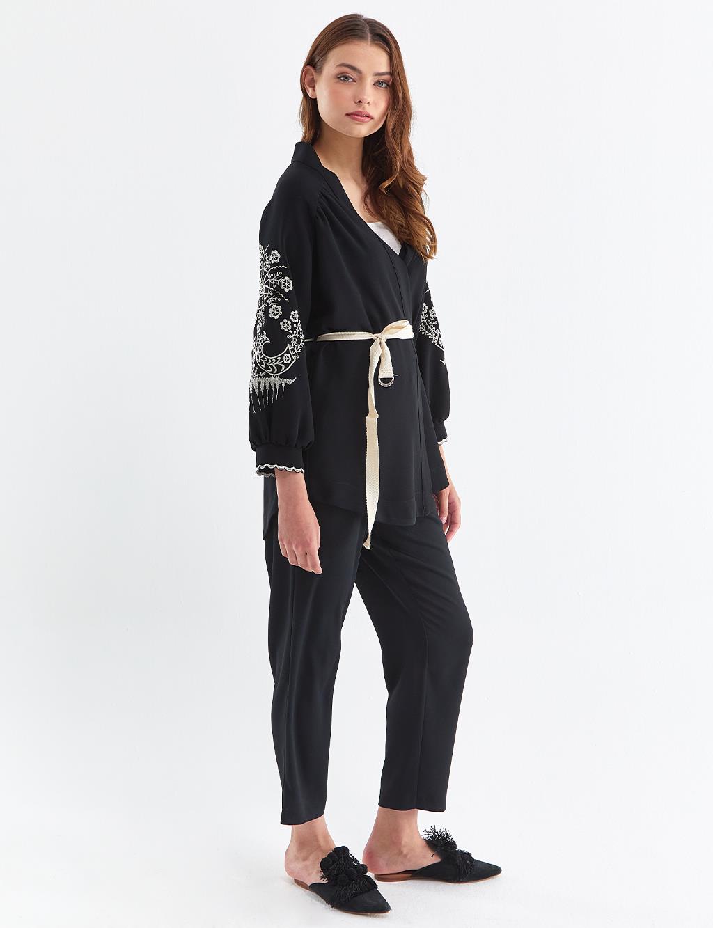 Kolları Nakışlı Kimono Siyah