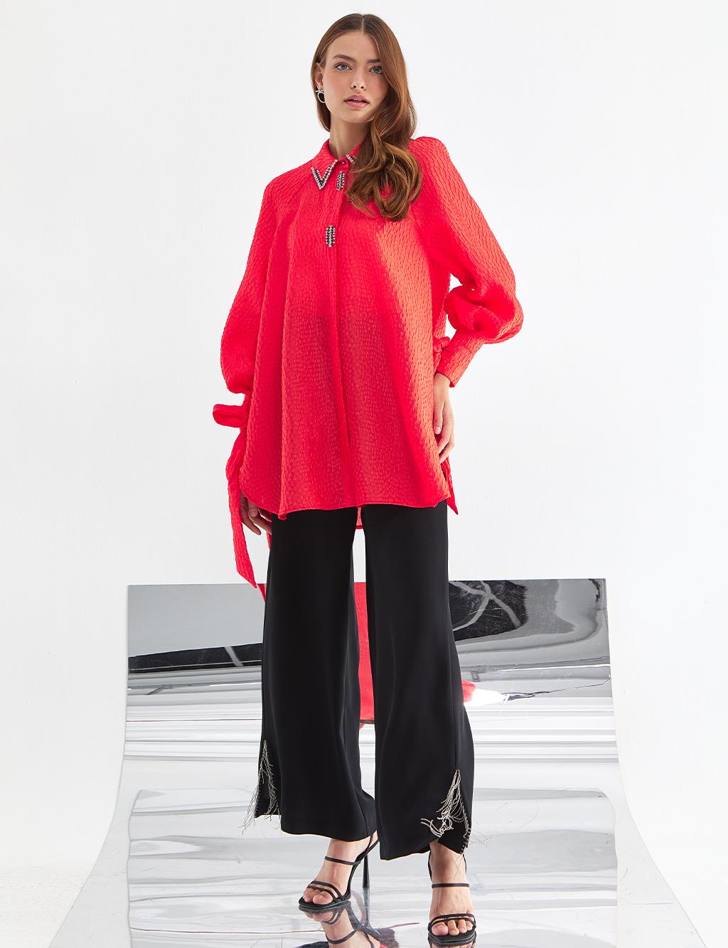 Embossed Balloon Sleeve Blouse Red