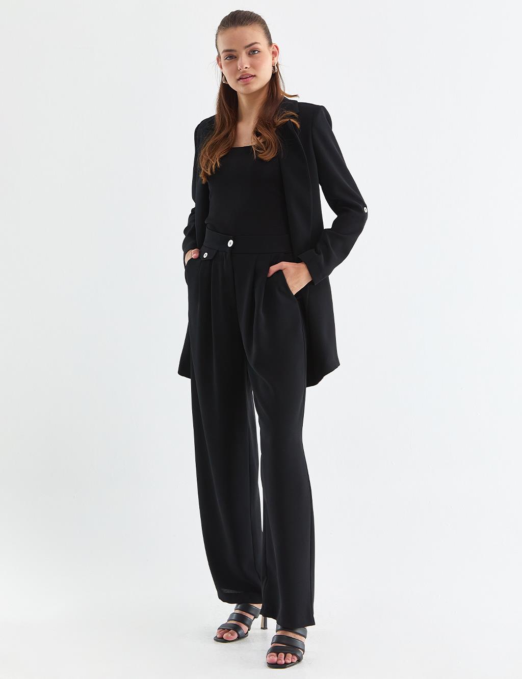 Contrast Buttoned Suit Black