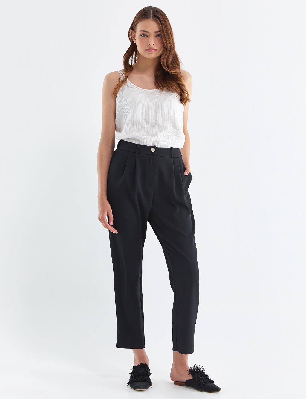 Pleated Classic Pants Black