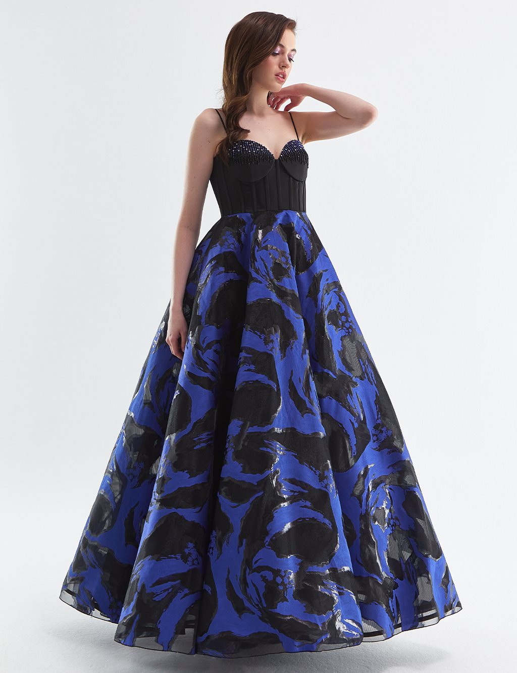 Evening Dress with Flowy Skirt Black-Sax