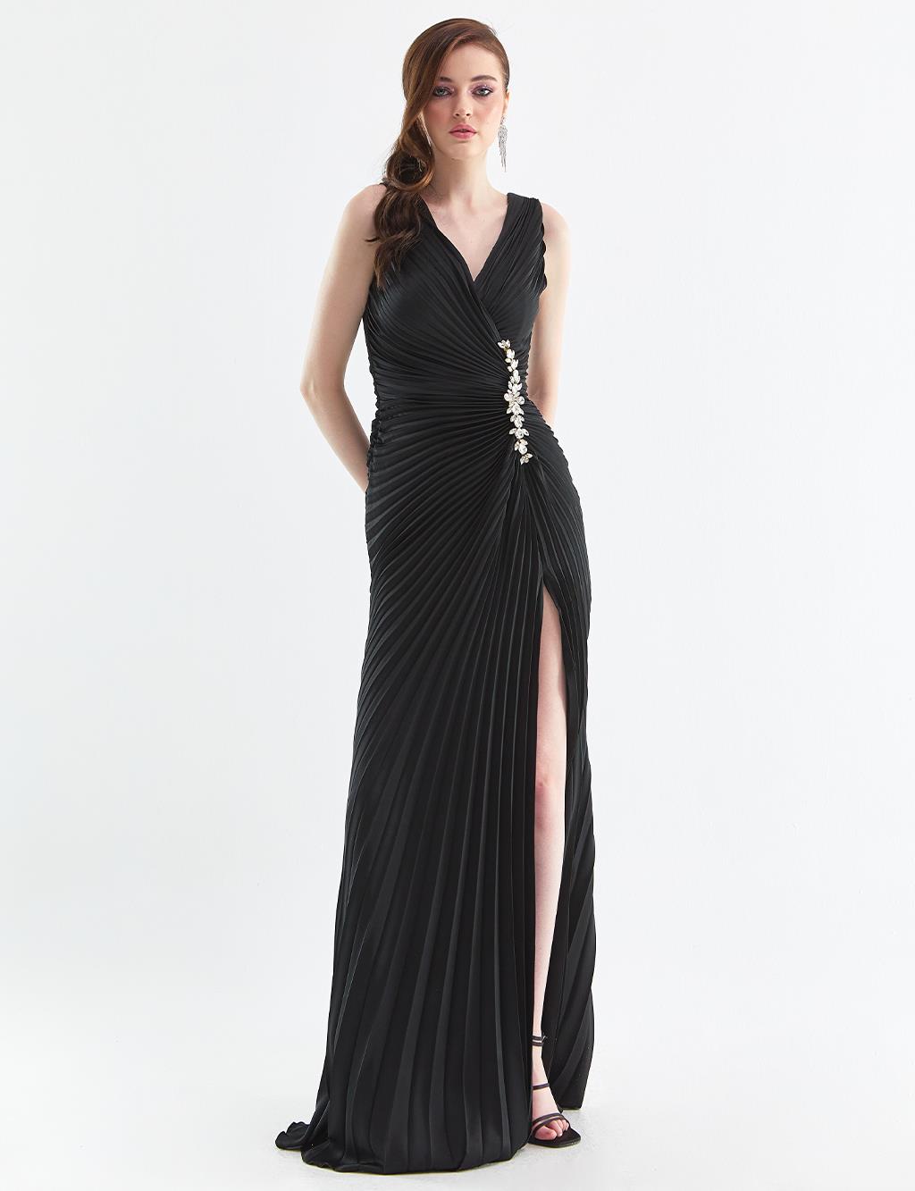 Crystal Embroidered Pleated Evening Dress Black FC