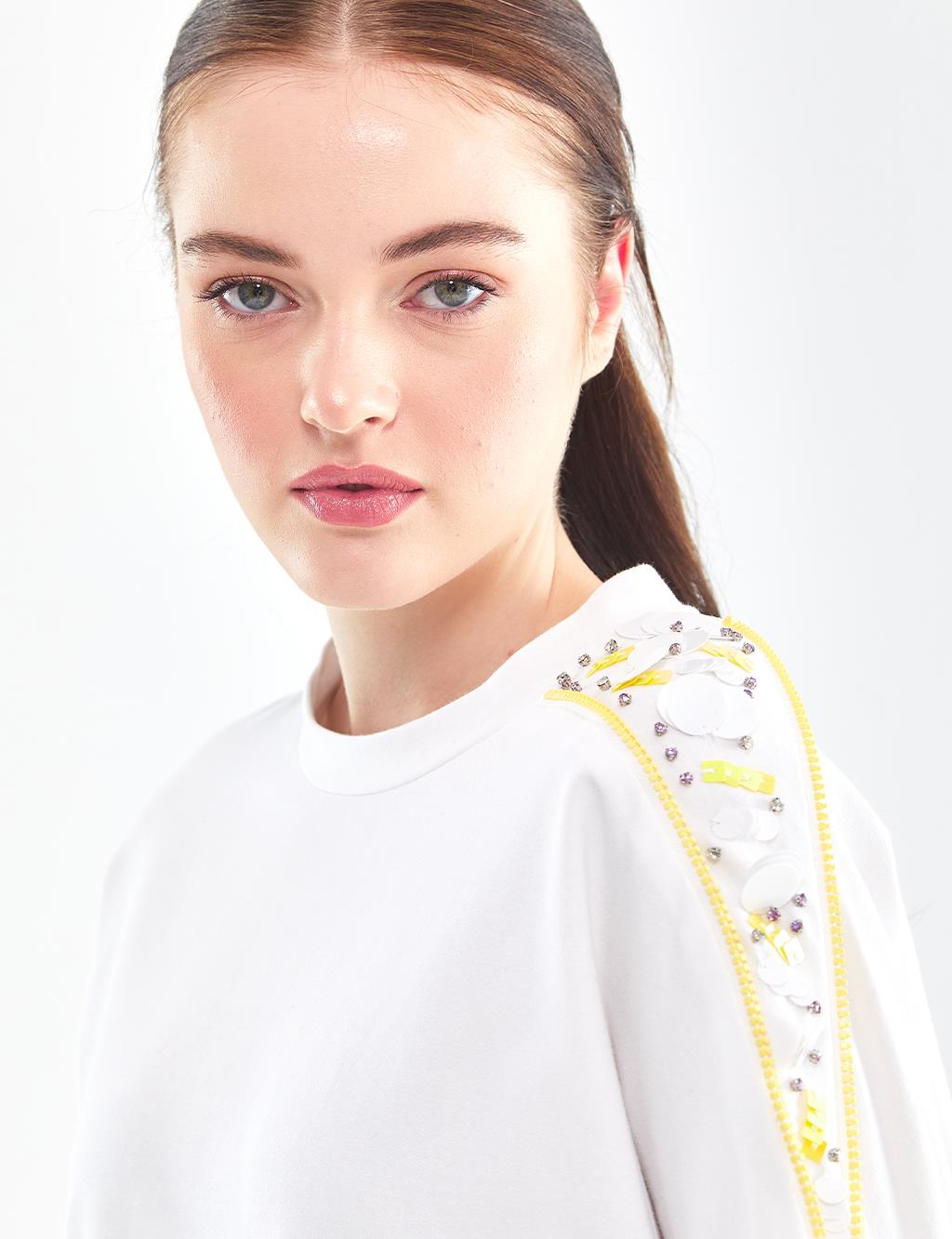 Shoulder Embroidered Tunic White