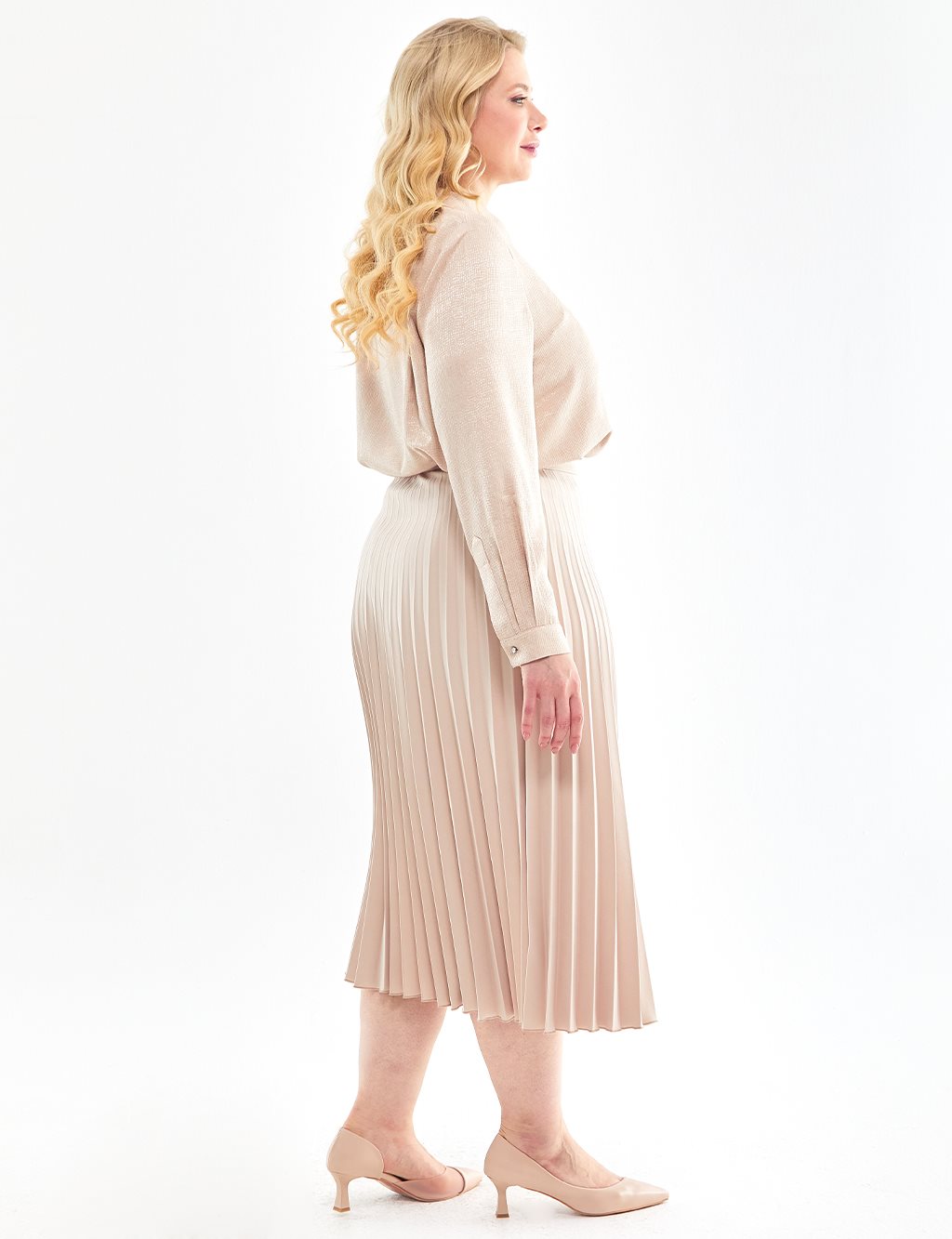 Pleated A-line Skirt Beige