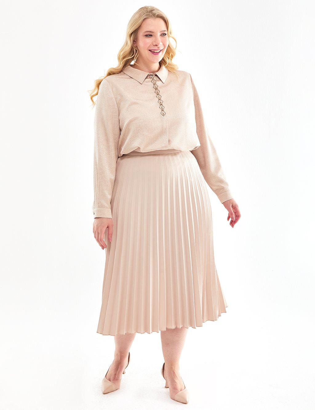 Pleated A-line Skirt Beige