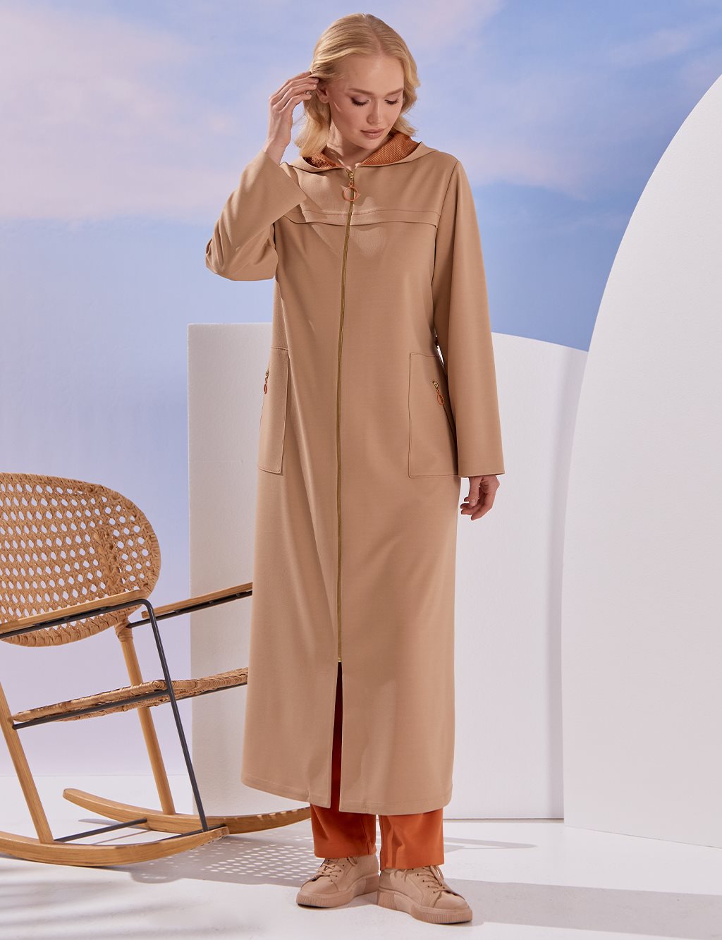 Waist Pleated Zippered Topcoat Milky Brown
