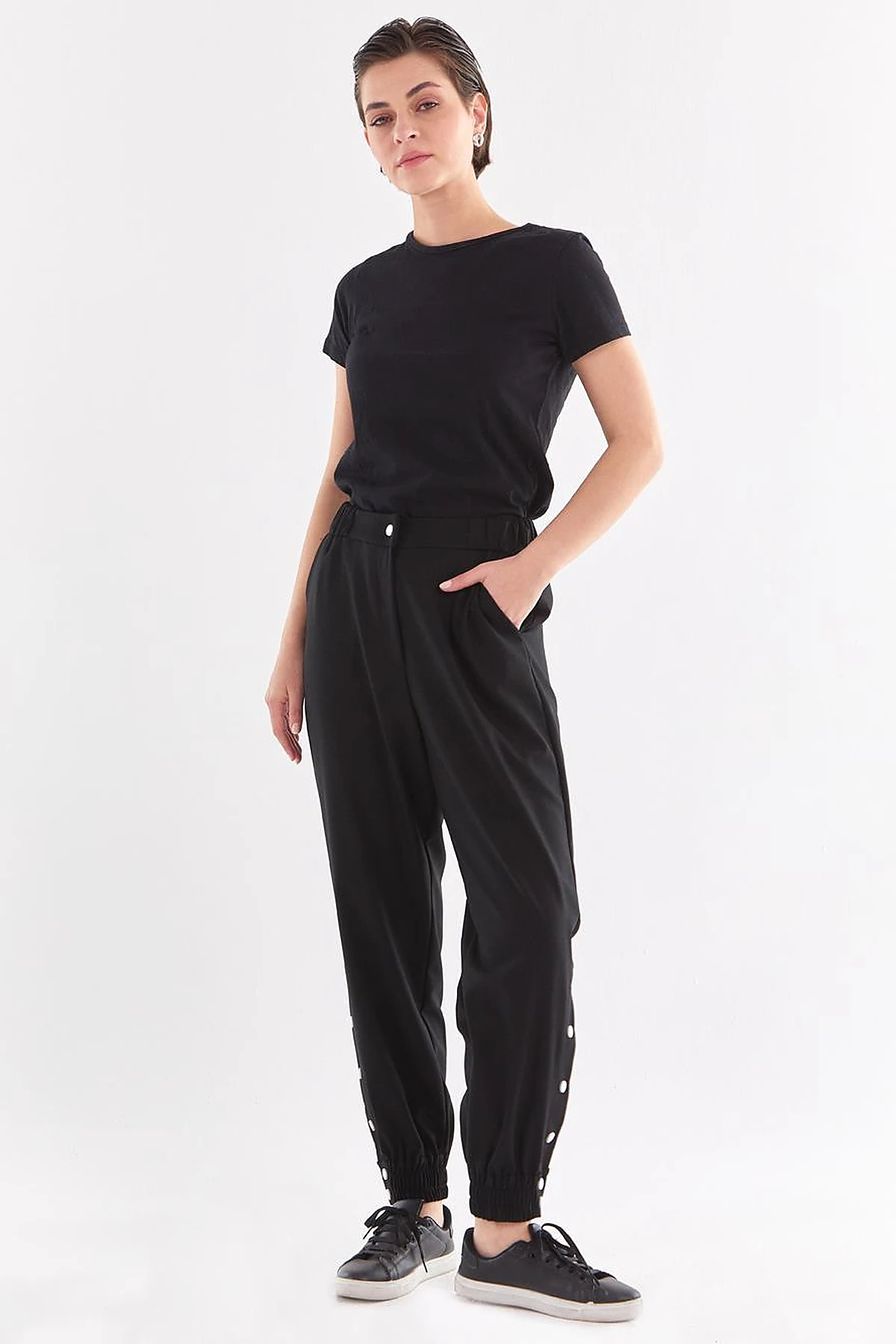 Çıtçıtlı Jogger Pantolon Siyah