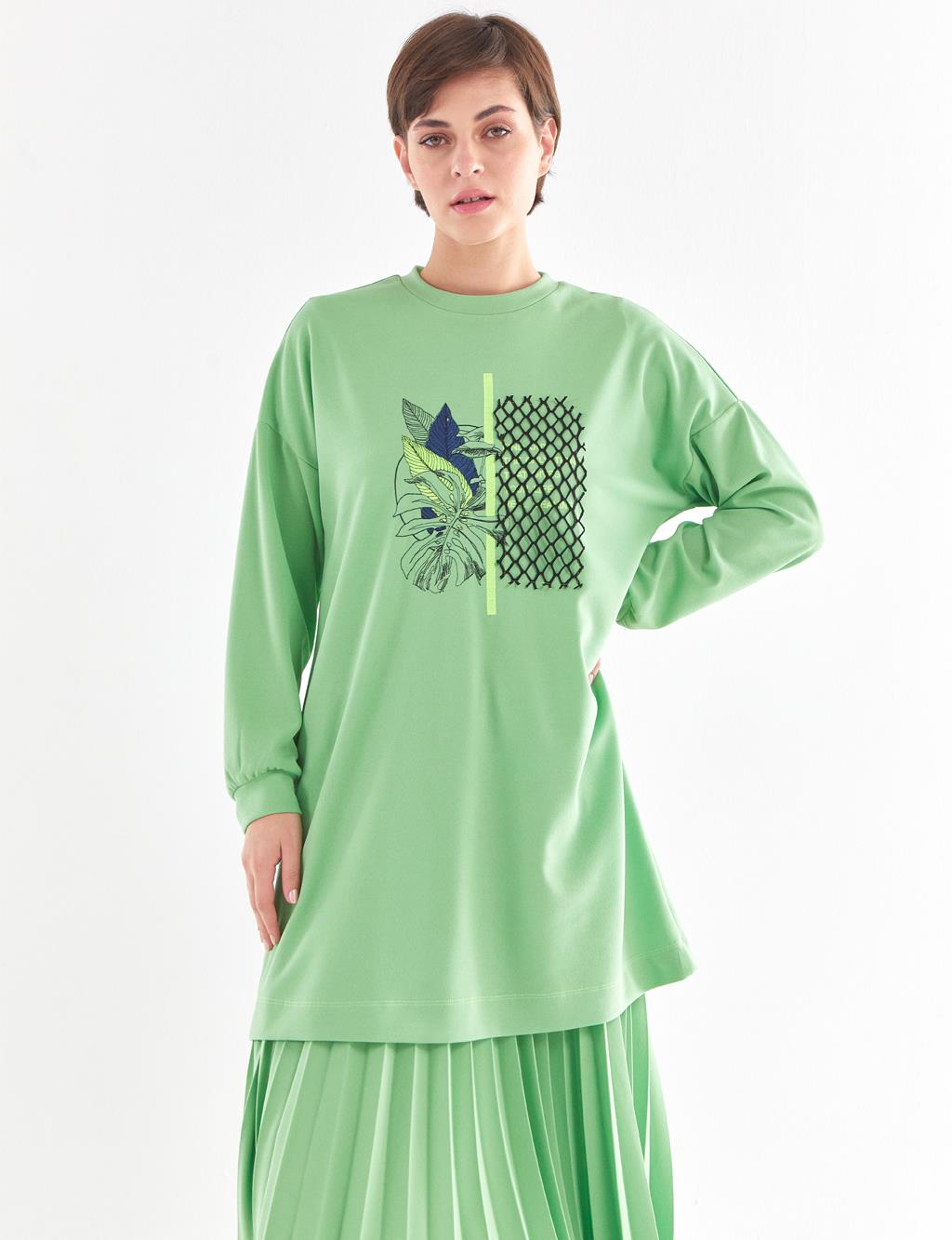 KYR Embroidered Sweat Light Green