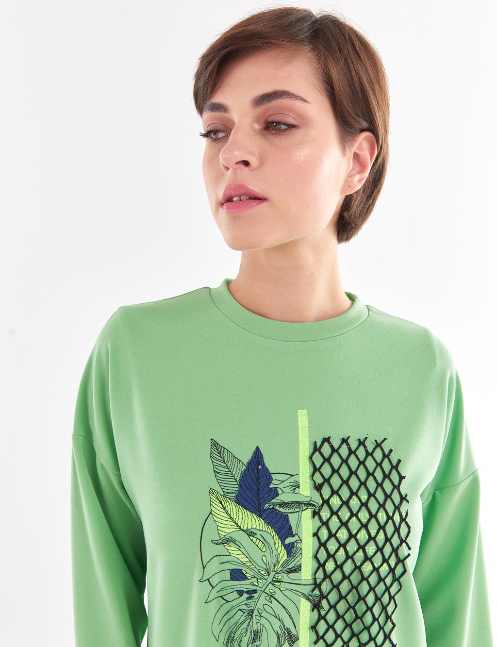 KYR Embroidered Sweat Light Green
