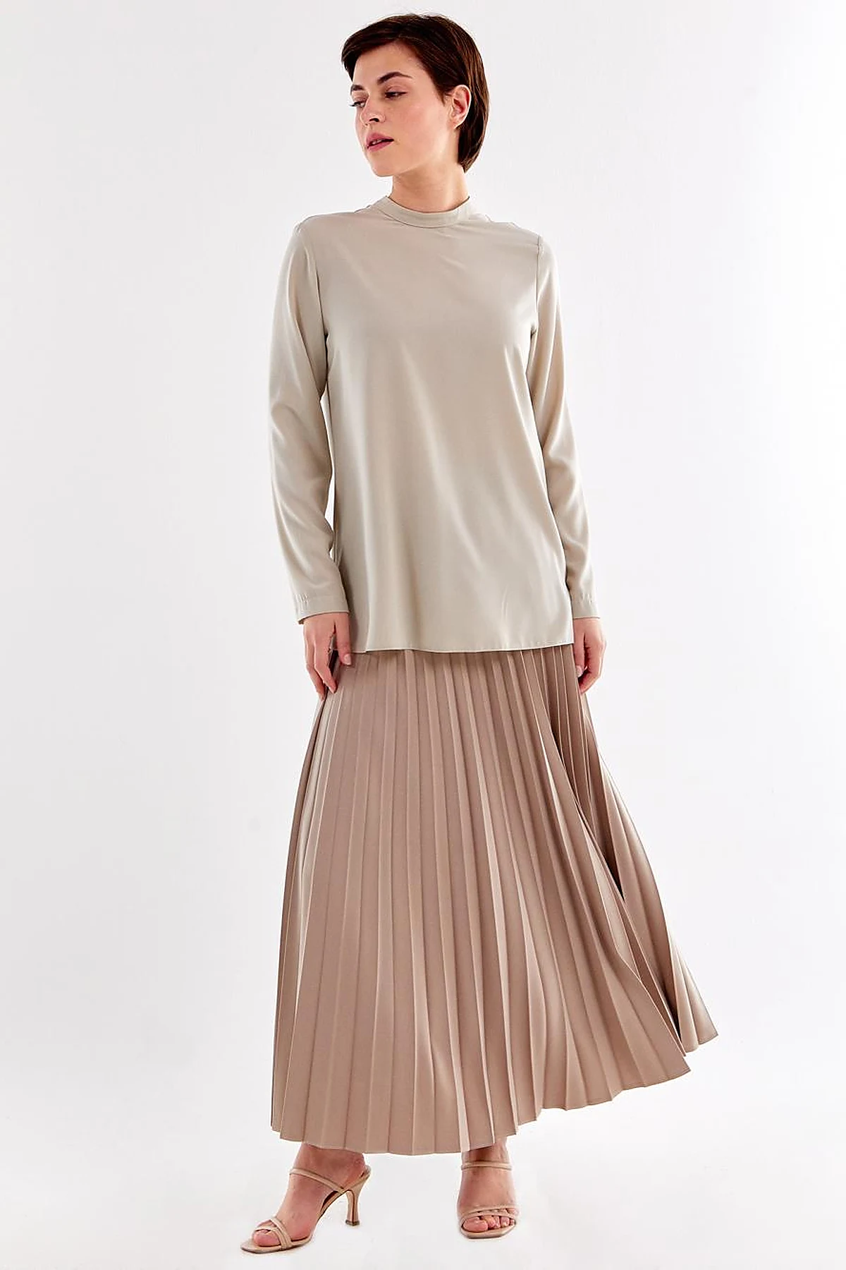 Basic Dik Yaka Bluz Küf Yeşili