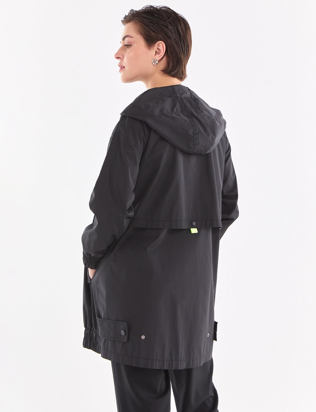 Elastic Hemline Short Trench Coat Black