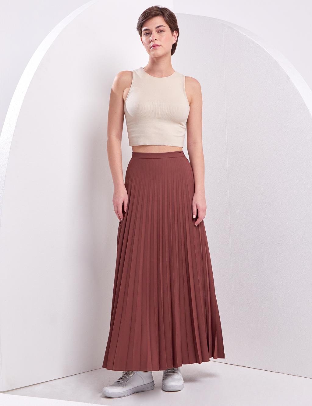 Basic Pleated Skirt Brown